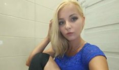 Young Imlive Blonde Cam Model
